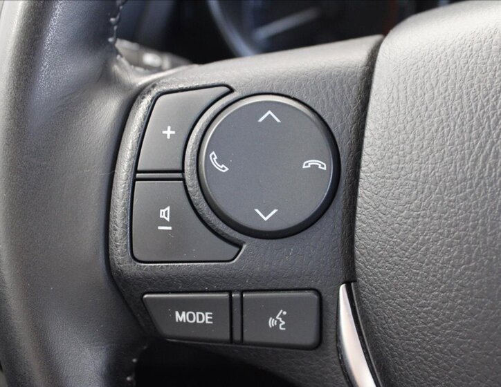 Toyota Auris Hatchback 1,2 l 85 kw