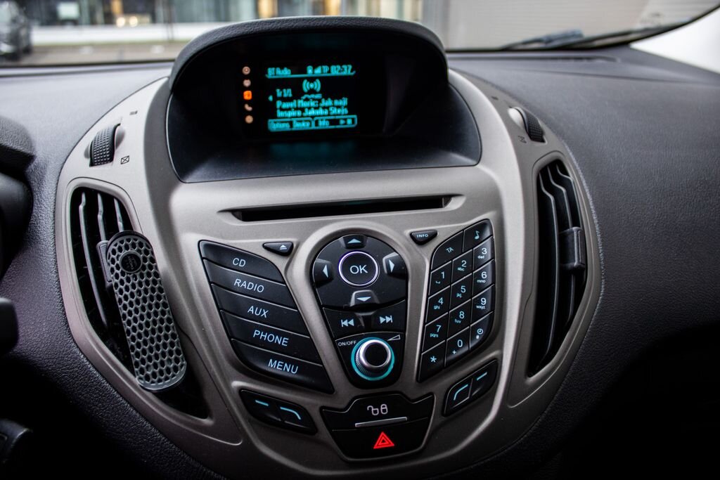 Ford Tourneo Courier MPV 998,0 74 kw