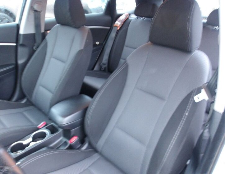 Hyundai i30 Kombi 1,6 l 99 kw