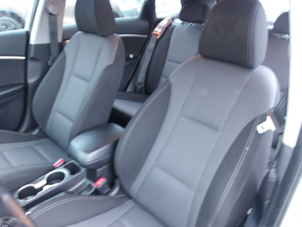 Hyundai i30 Kombi 1,6 l 99 kw