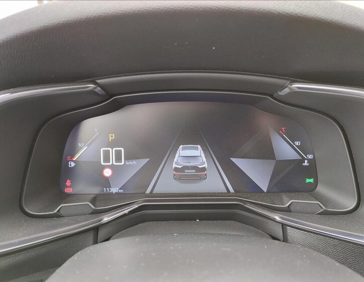 DS Automobiles DS7 Crossback SUV 1,6 l 133 kw