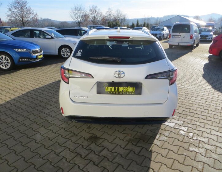 Toyota Corolla Kombi 1,2 l 85 kw