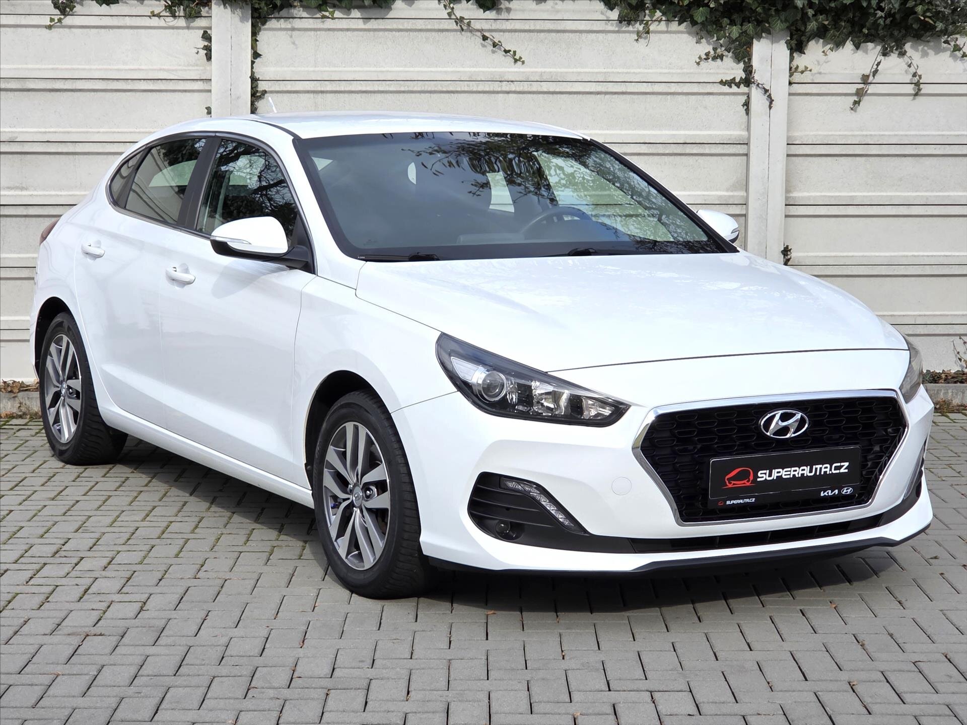 Hyundai i30 Liftback 998,0 88 kw