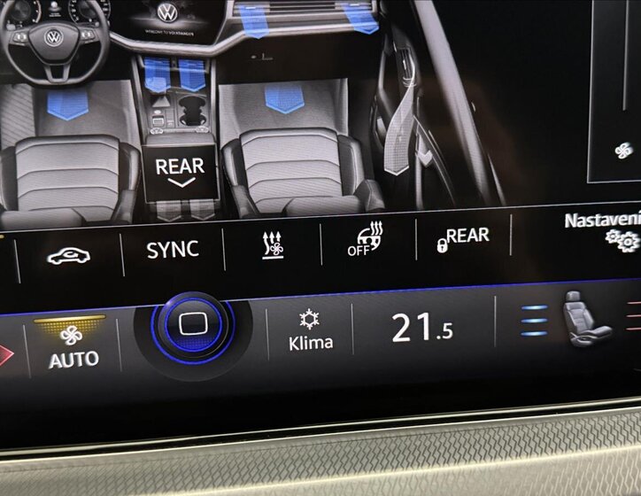 Volkswagen Touareg 25