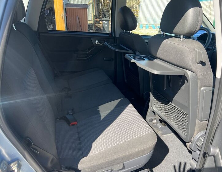 Opel Meriva Kombi 1,6 l 77 kw