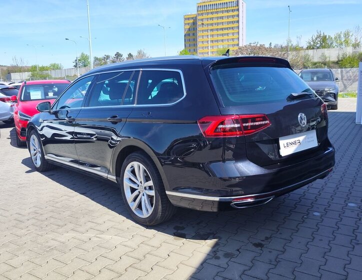 Volkswagen Passat Kombi 2,0 l 140 kw