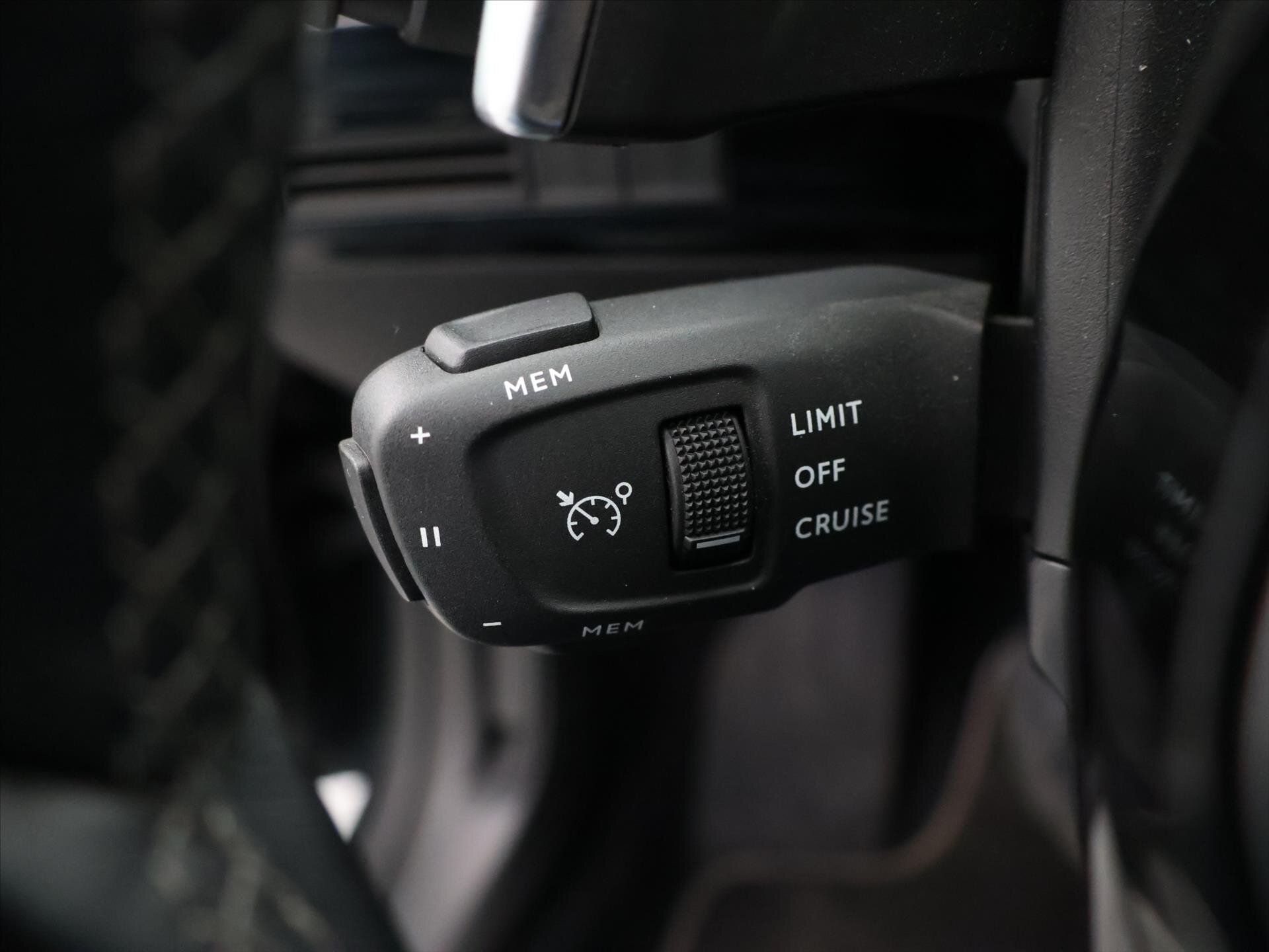 Peugeot 508 Liftback 1,6 l 133 kw