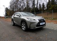 Lexus NX 300h SUV / Terénní 2,5 l 114 kw