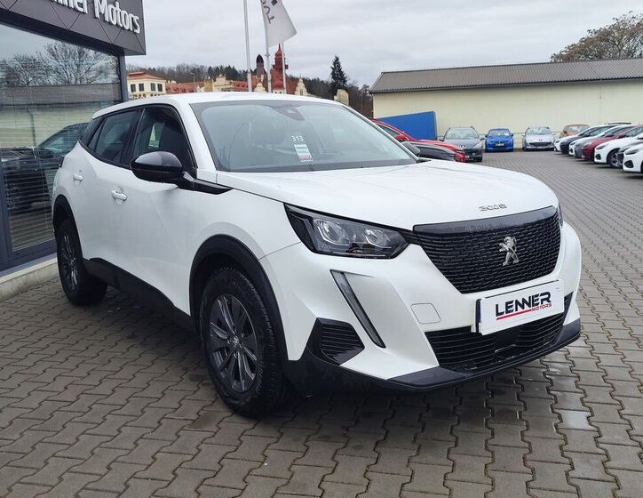 Peugeot 2008 SUV 1,2 l 96 kw