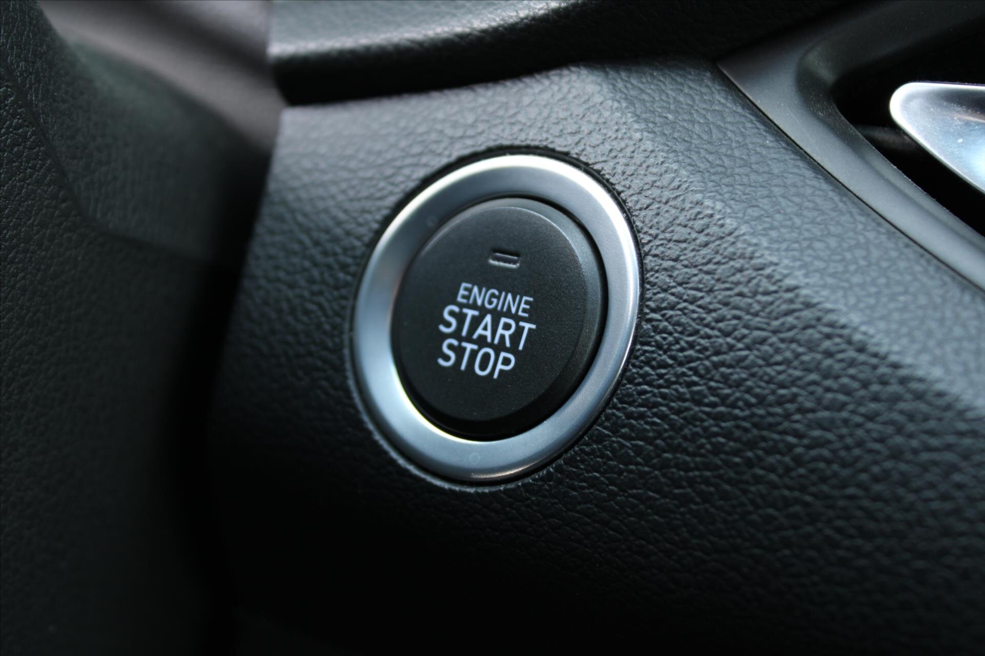 Hyundai i30 Liftback 1,5 l 117 kw