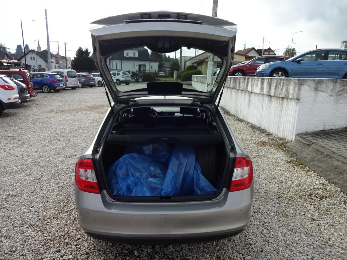 Škoda Rapid Sedan / Limuzína 1,2 l 66 kw