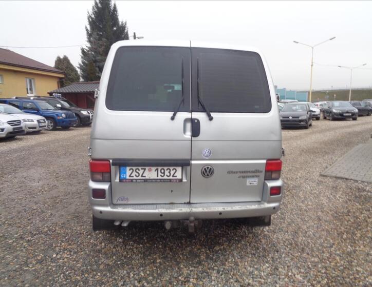 Volkswagen Caravelle 7