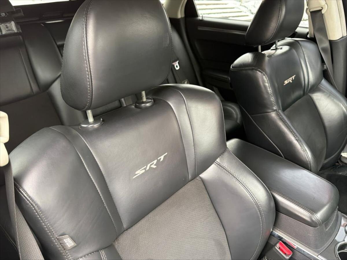 Chrysler 300C Kombi 3,0 l 160 kw