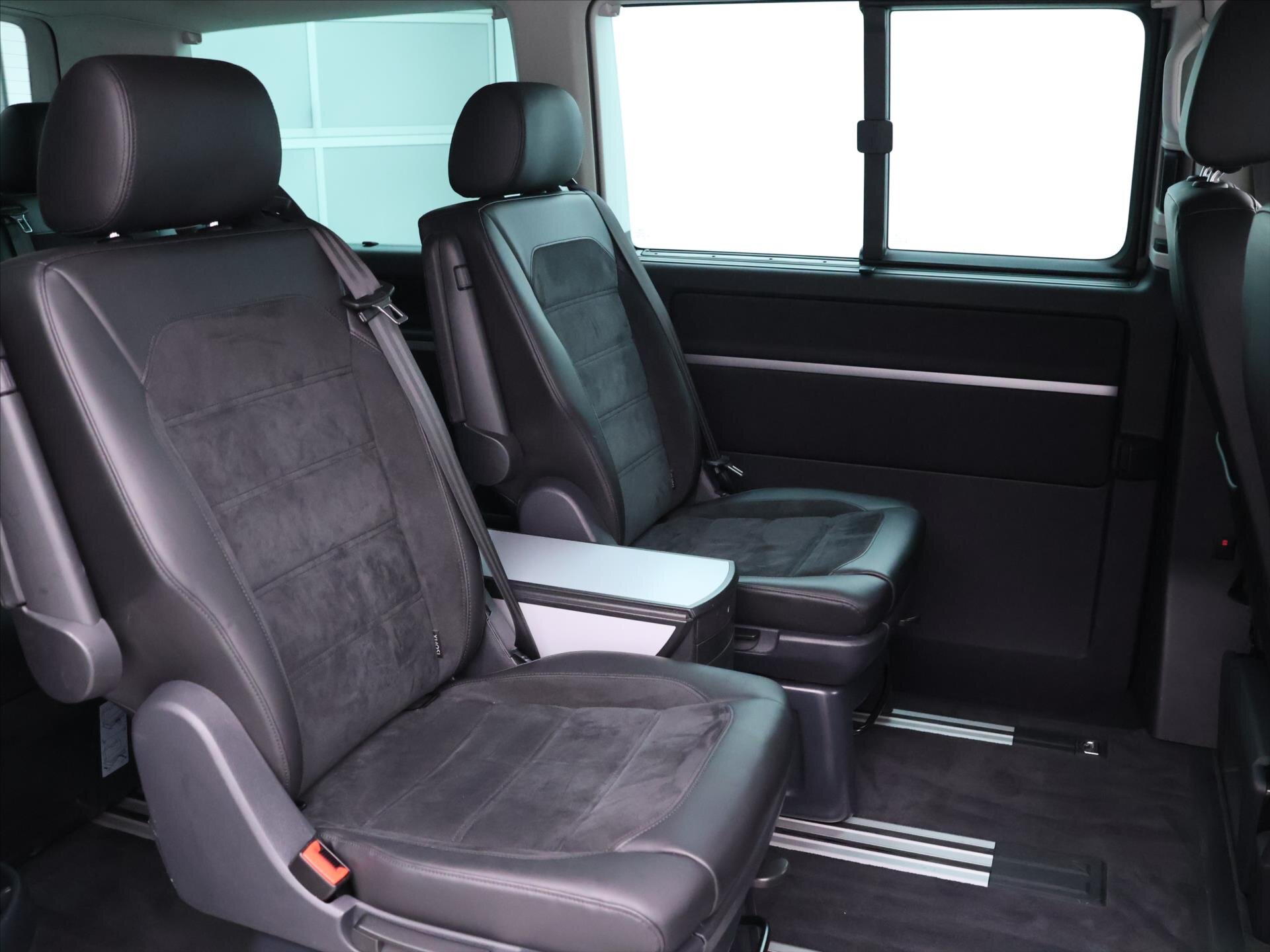 Volkswagen Multivan Kombi 2,0 l 146 kw