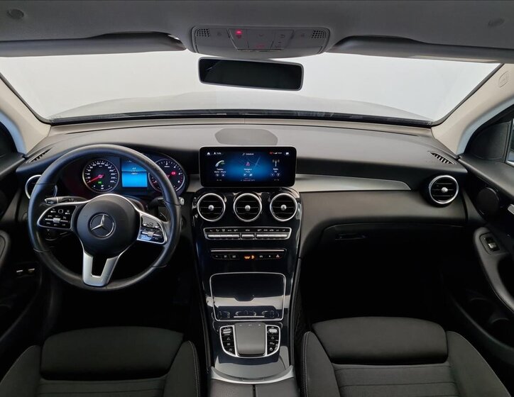 Mercedes-Benz GLC 13