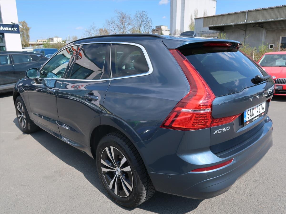 Volvo XC60 SUV / Terénní 2,0 l 145 kw