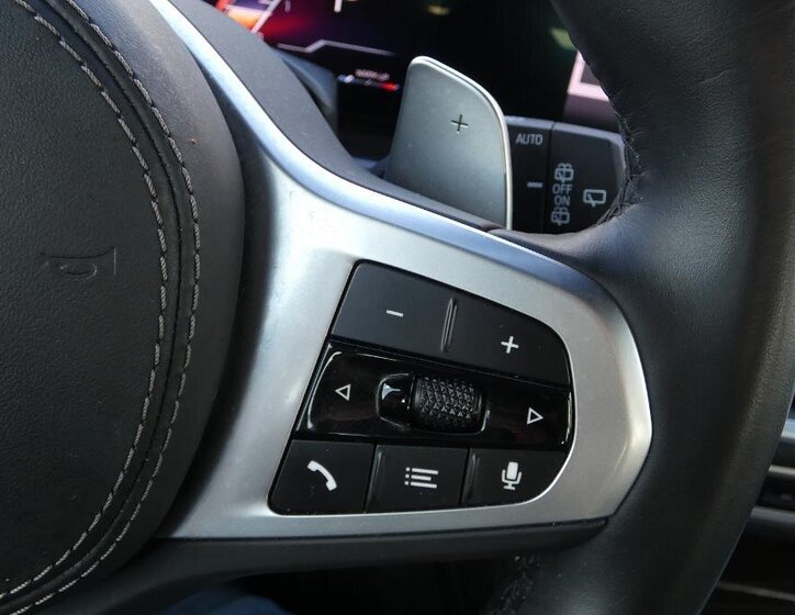 BMW X5 SUV / Terénní 3,0 l 210 kw