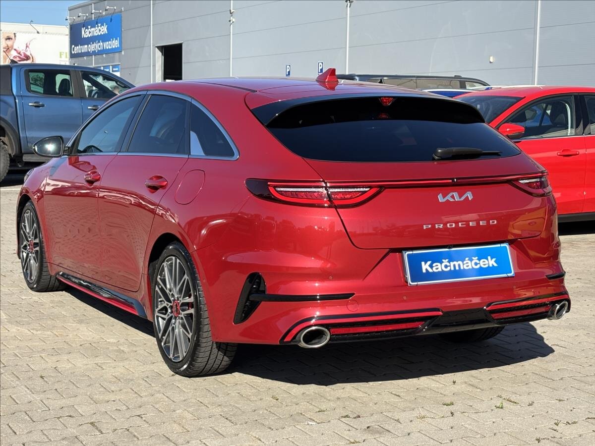 KIA ProCeed