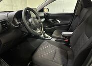 Toyota Yaris 9