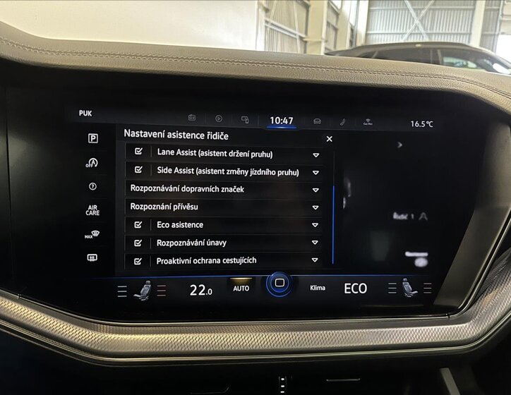 Volkswagen Touareg SUV / Terénní 3,0 l 210 kw