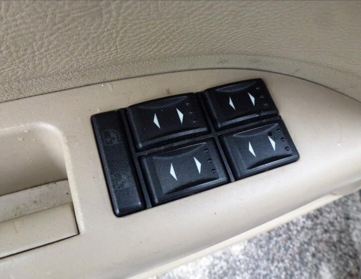 Ford Mondeo Sedan / Limuzína 2,5 l 125 kw