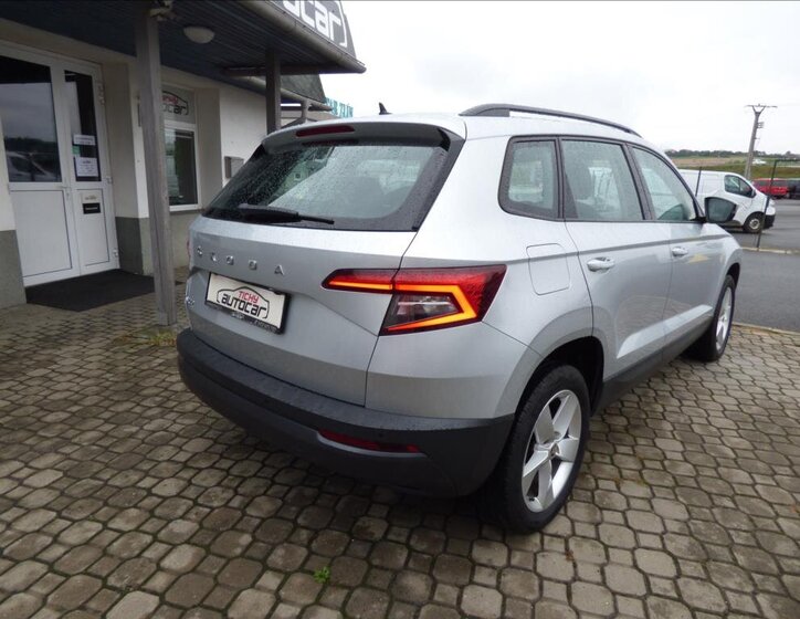 Škoda Karoq SUV / Terénní 999,0 85 kw
