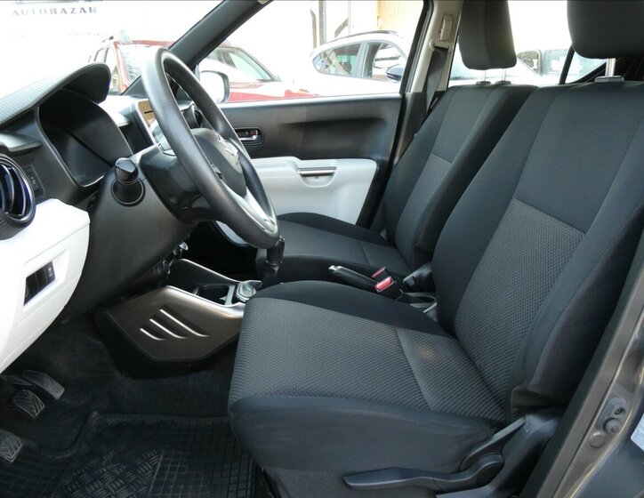 Suzuki Ignis Hatchback 1,2 l 66 kw