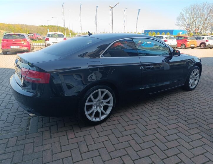 Audi A5 Kupé 2,7 l 140 kw