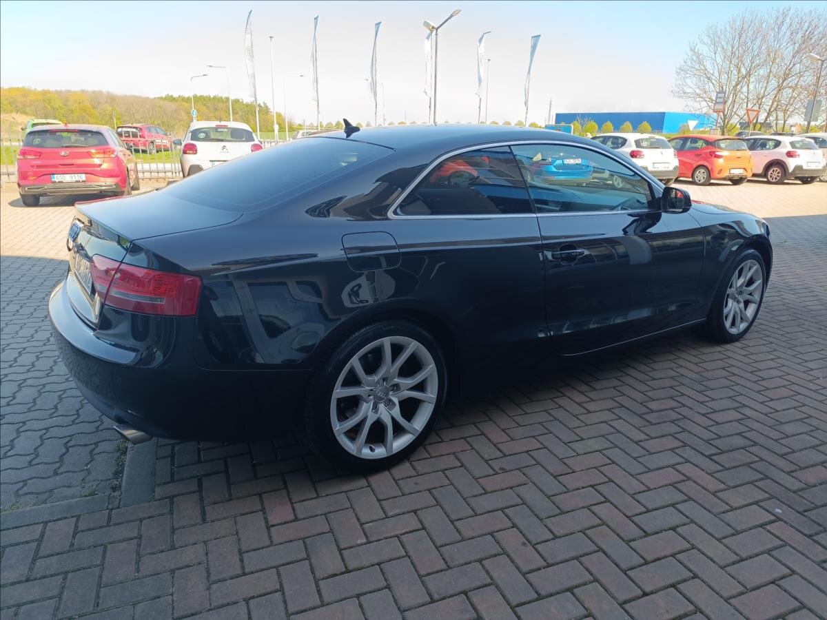 Audi A5 Kupé 2,7 l 140 kw