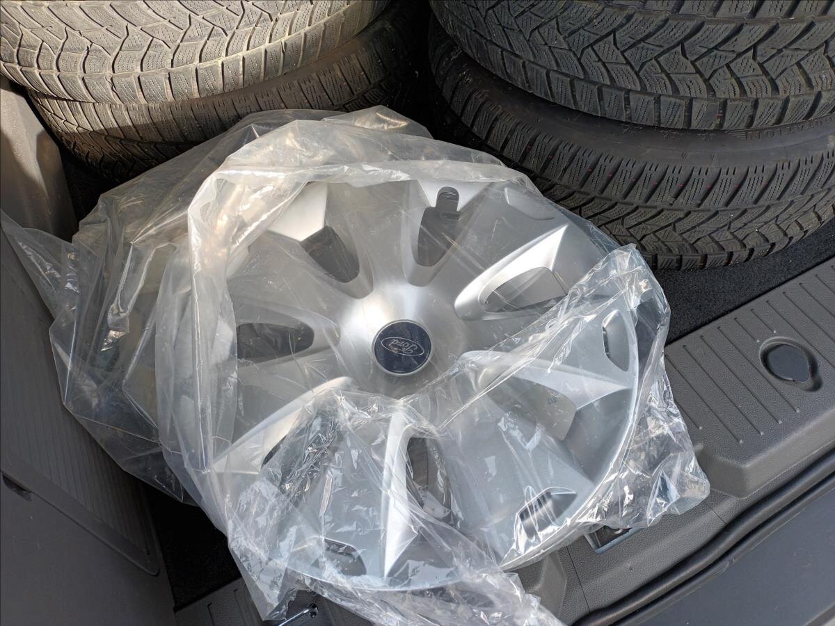 Ford Tourneo Connect Kombi 1,5 l 88 kw