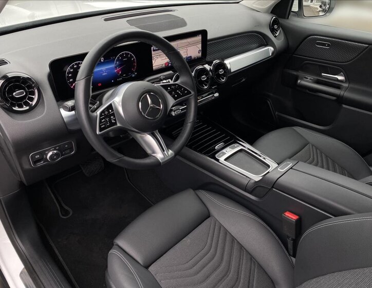 Mercedes-Benz GLB SUV 2,0 l 140 kw