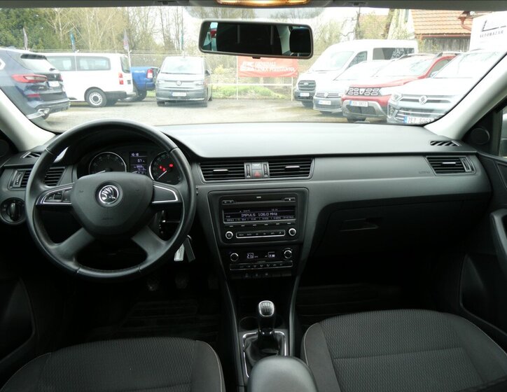 Škoda Rapid Sedan / Limuzína 1,2 l 77 kw