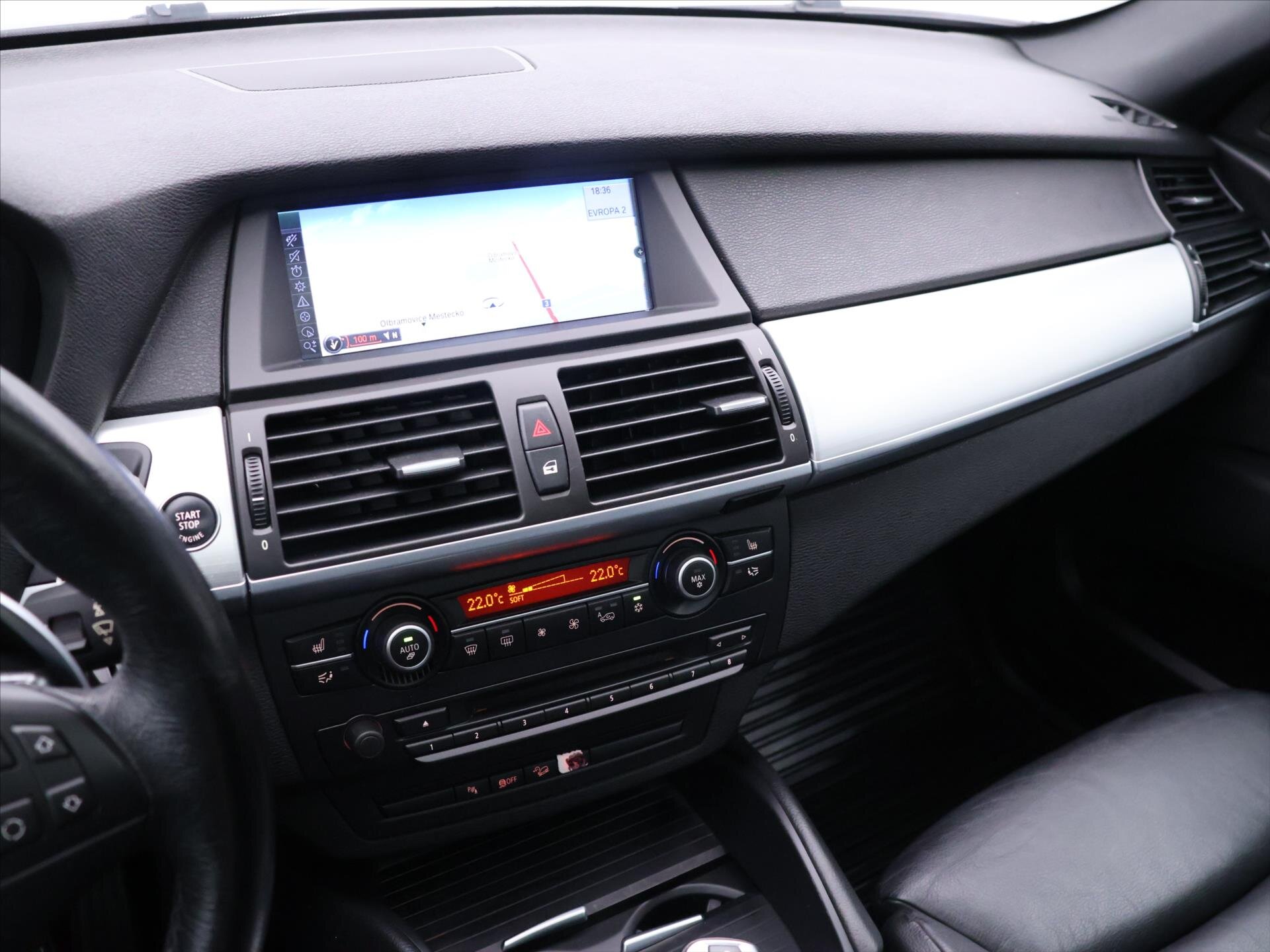 BMW X6 SUV 3,0 l 225 kw