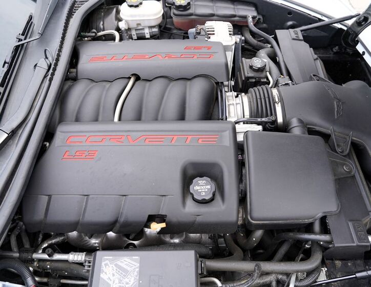 Chevrolet Corvette 18