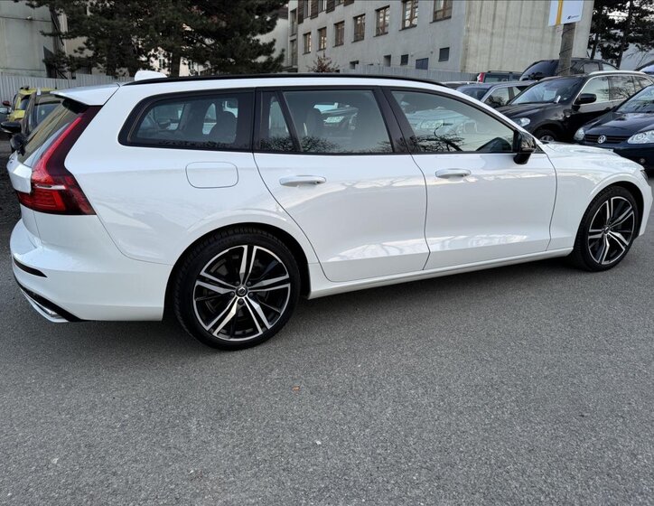 Volvo V60 Kombi 2,0 l 110 kw