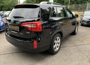 KIA Sorento 8