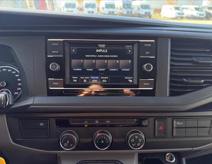 Volkswagen Transporter 19