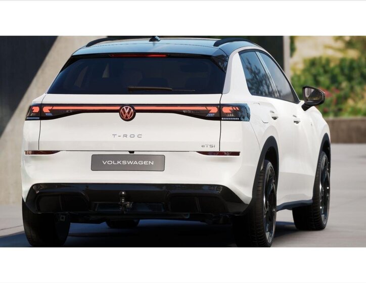 Volkswagen T-Roc SUV / Terénní 1,5 l 110 kw