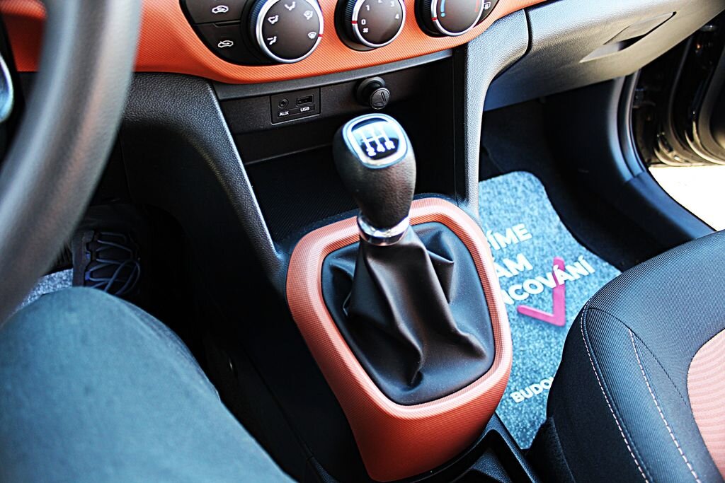 Hyundai i10 Hatchback 998,0 48 kw