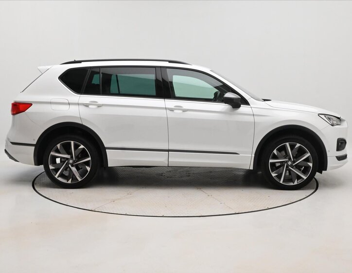 Seat Tarraco SUV / Terénní 2,0 l 147 kw