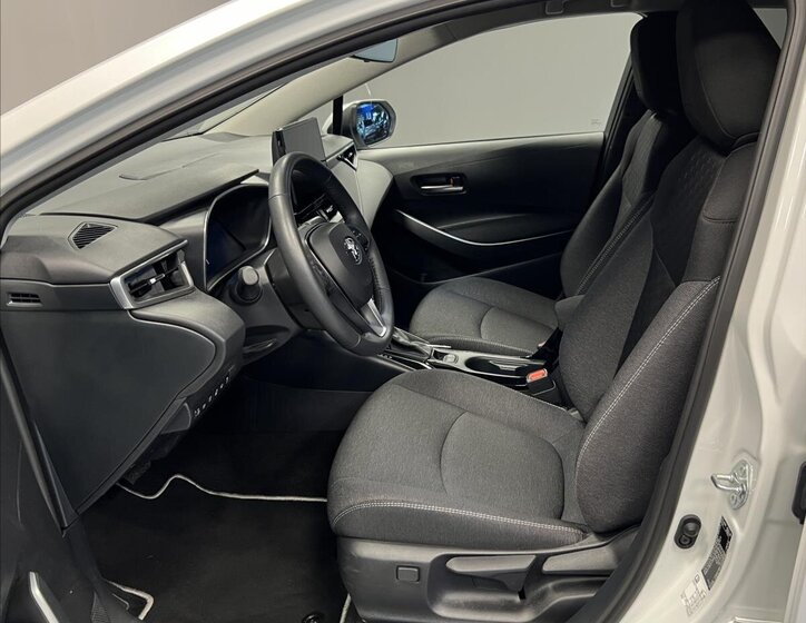 Toyota Corolla Sedan / Limuzína 1,8 l 72 kw