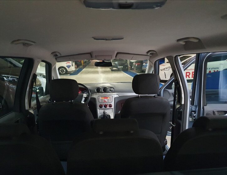 Ford Galaxy MPV 2,0 l 107 kw