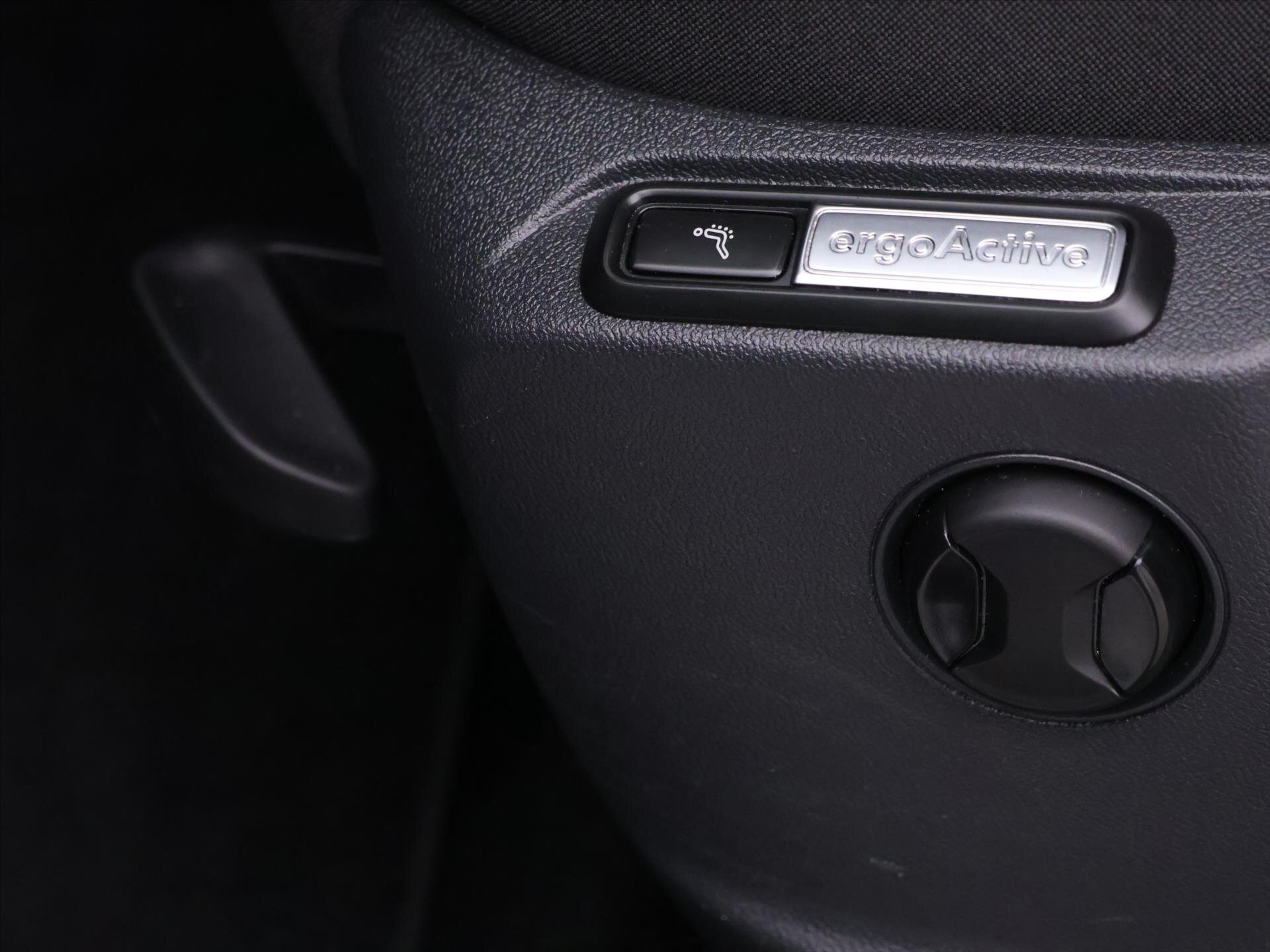 Volkswagen Tiguan SUV / Terénní 1,5 l 96 kw