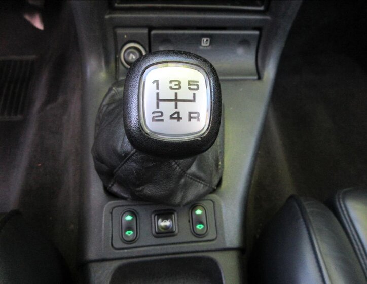 Ford Escort Hatchback 2,0 l 235 kw