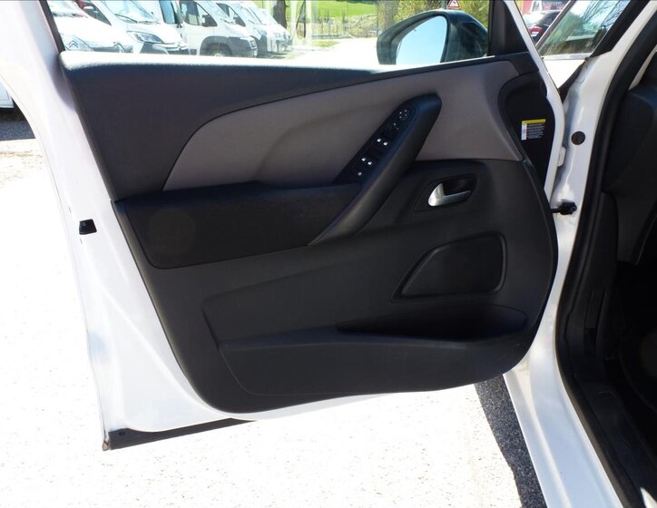 Citroën C4 Picasso MPV 1,2 l 81 kw