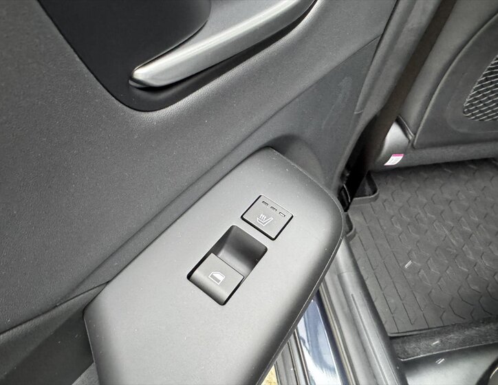 Hyundai Kona SUV / Terénní 1,6 l 101 kw