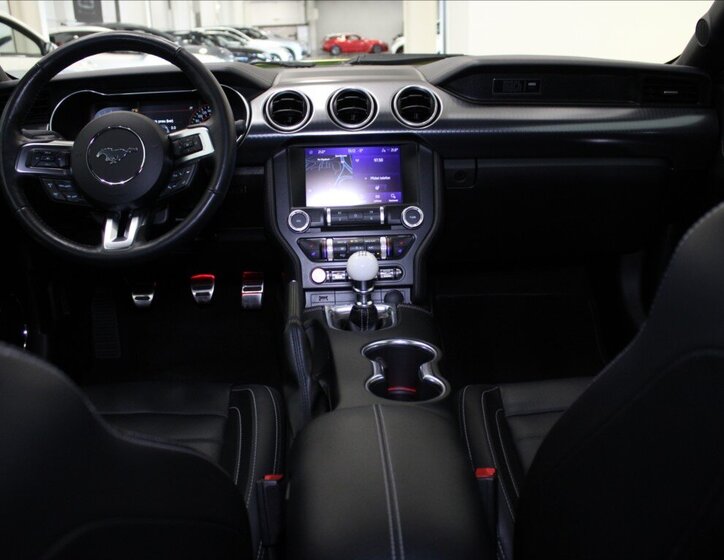 Ford Mustang Kupé 5,0 l 338 kw