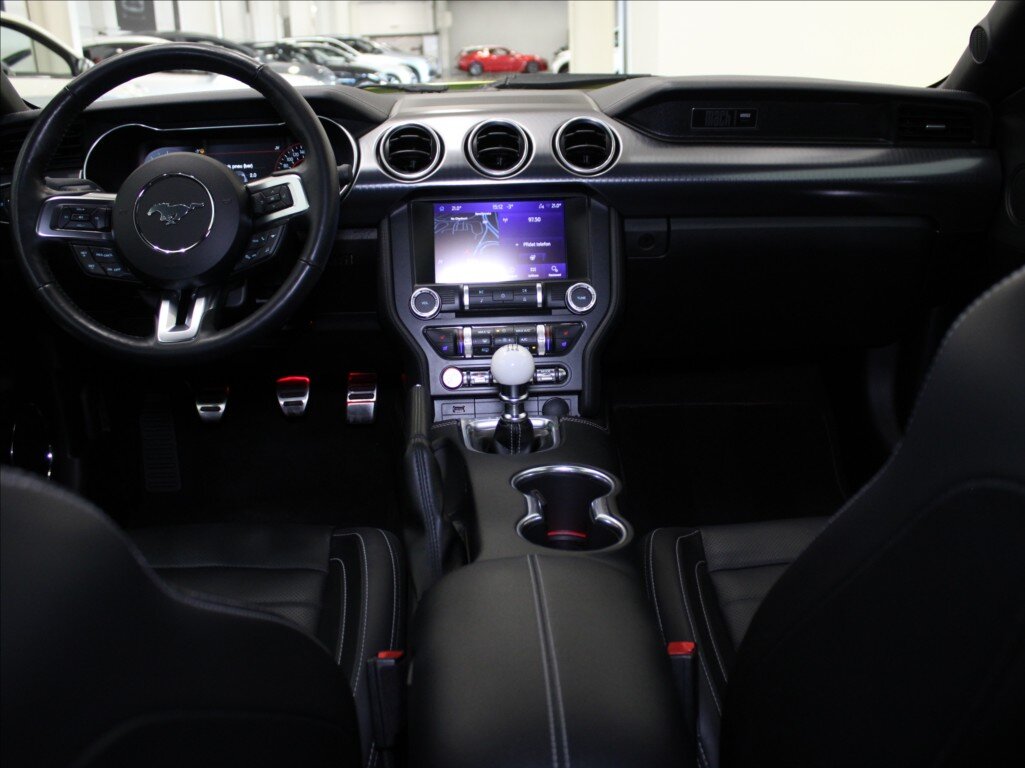 Ford Mustang Kupé 5,0 l 338 kw