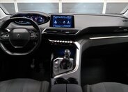 Peugeot 5008 MPV 1,5 l 96 kw