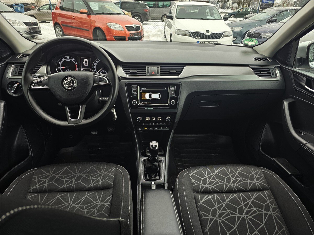 Škoda Rapid Hatchback 999,0 70 kw